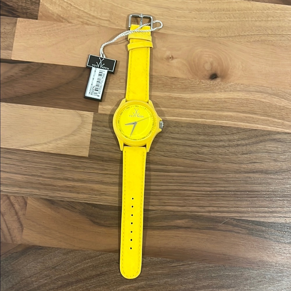 ToyWatch Sartorial Yellow Velvet Touch Watch PE07YL New With Tags Italian Design